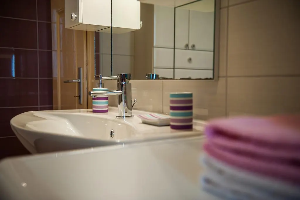 Downtown Apartment Nora Split